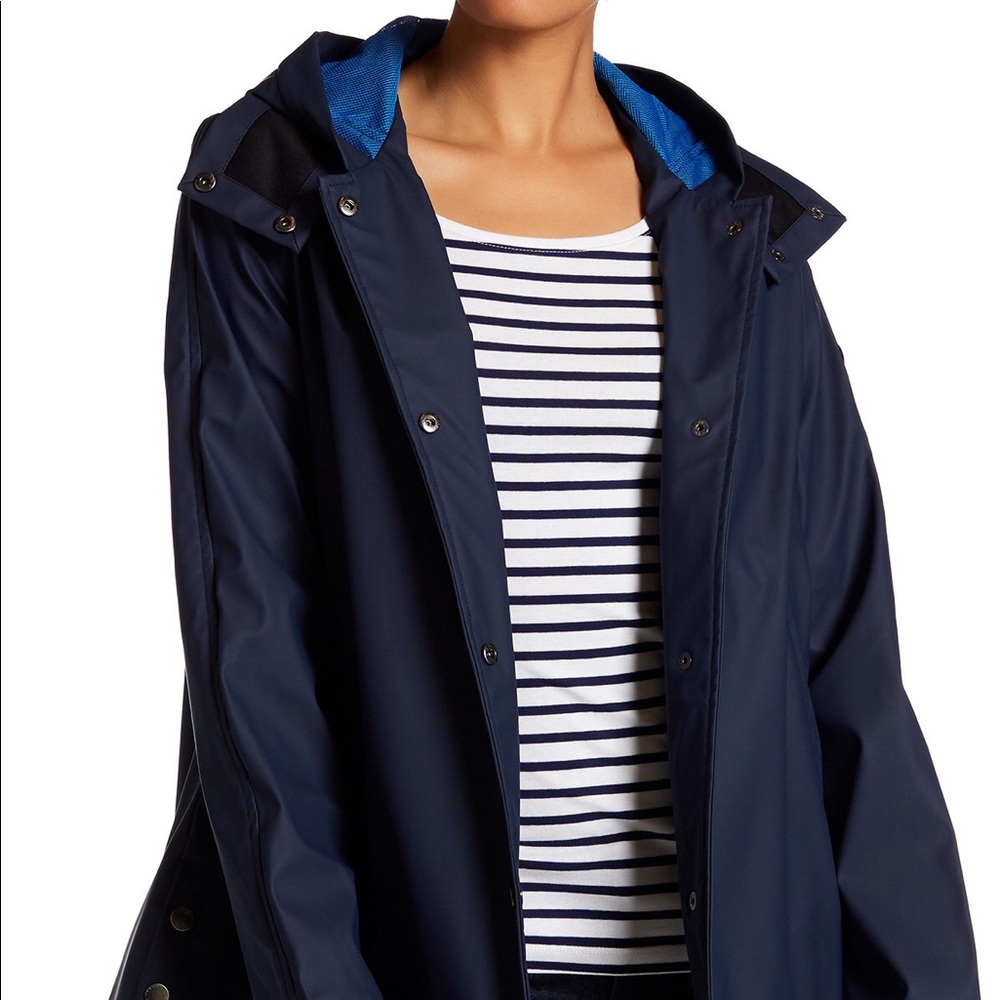 🌧 French Connection Rain Jacket